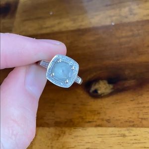 Aquamarine ring with diamonds